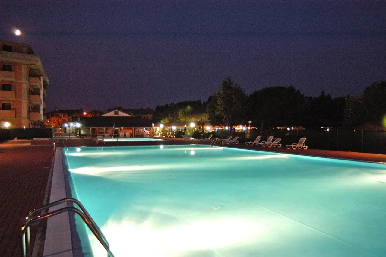 Appartamento Residence Costa Paradiso, Lido Adriano Italia